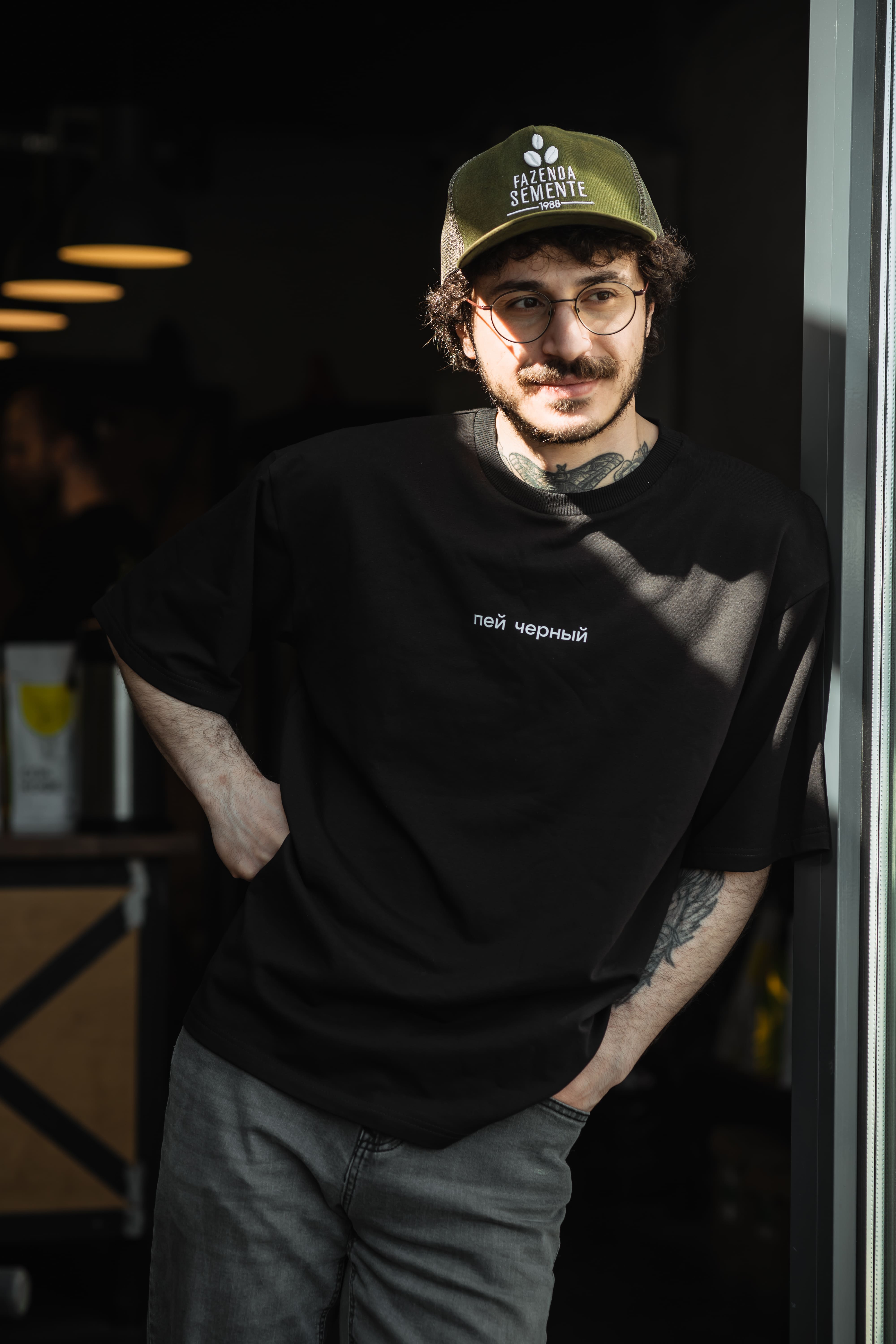 Футболка «ПЕЙ ЧЕРНЫЙ»