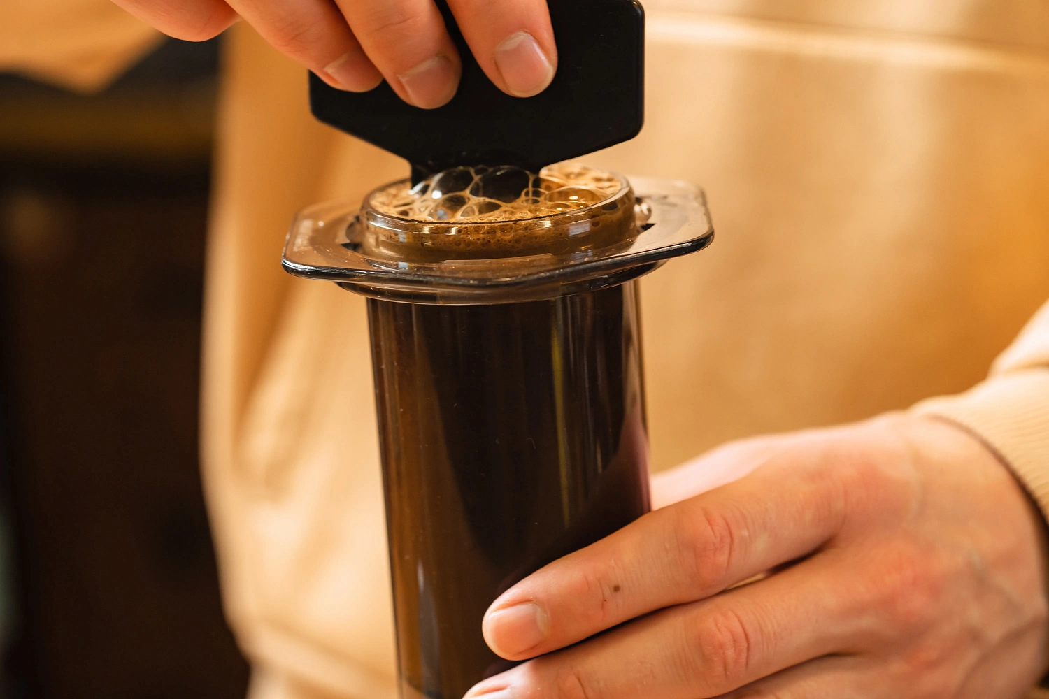 Как приготовить кофе в аэропрессе?