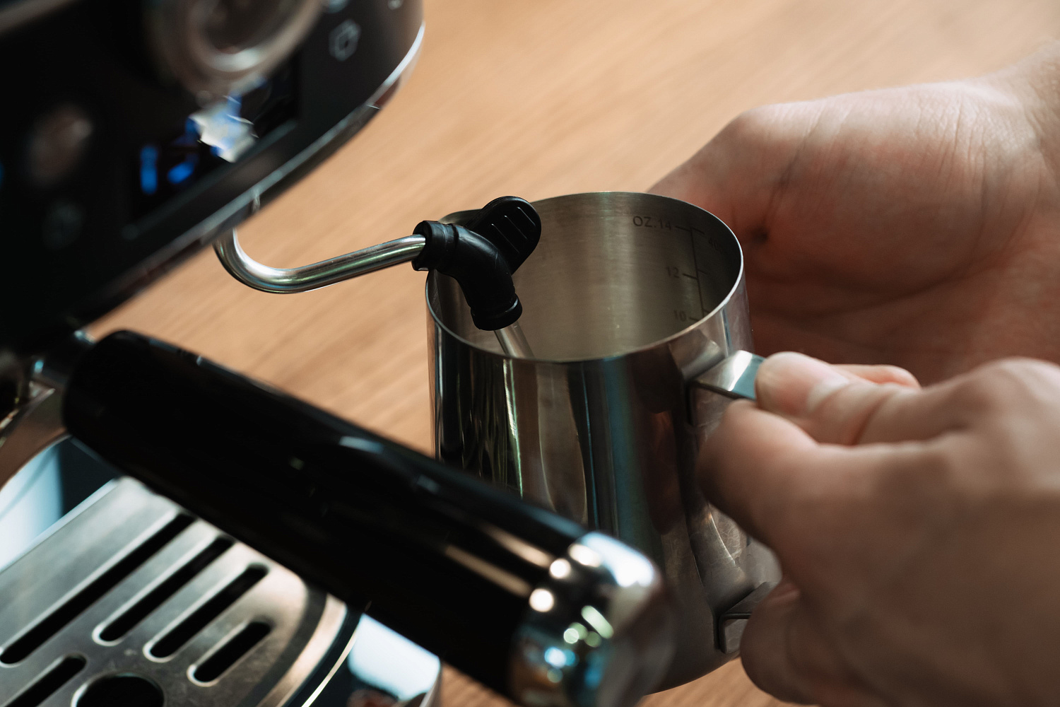 Как приготовить кофе в рожковой кофемашине?