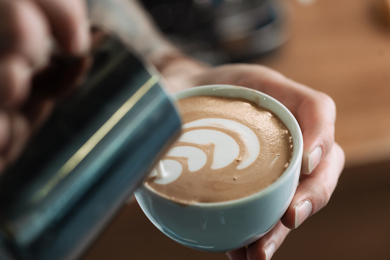 Как приготовить кофе в рожковой кофемашине?