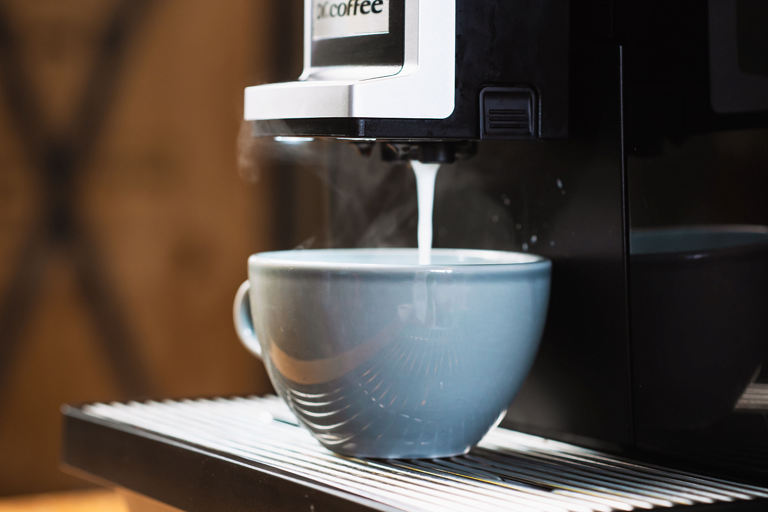 Как приготовить кофе в автоматической кофемашине?