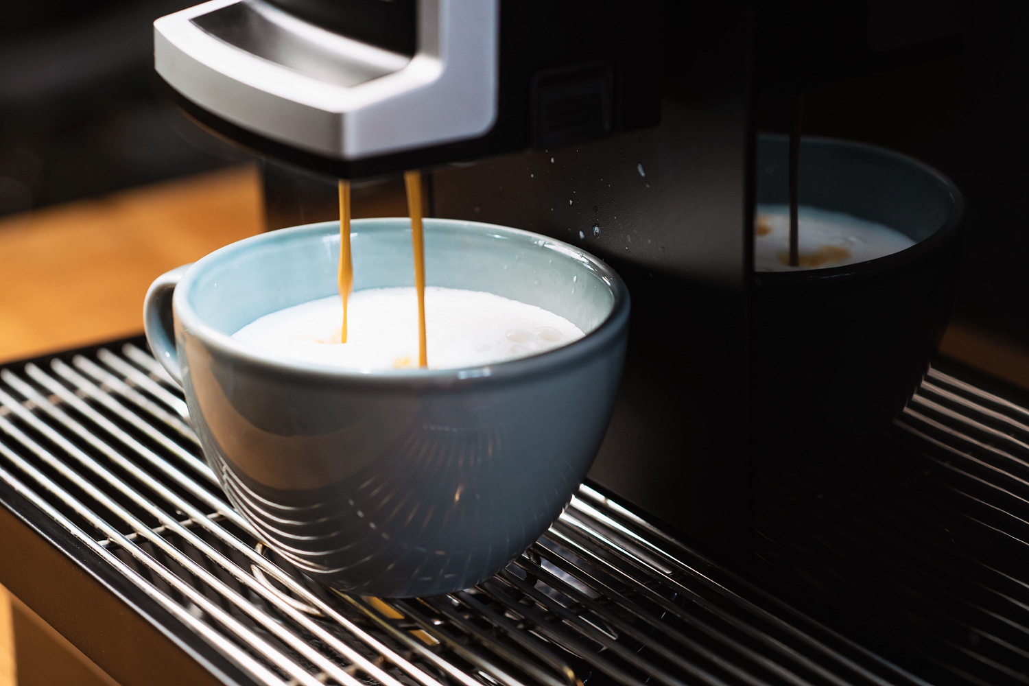 Как приготовить кофе в автоматической кофемашине?